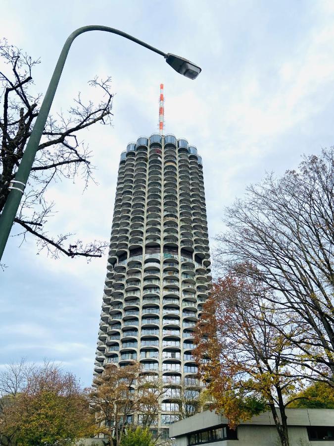 Hotelturm Augsburg Appartment 29 Stock Eksteriør billede